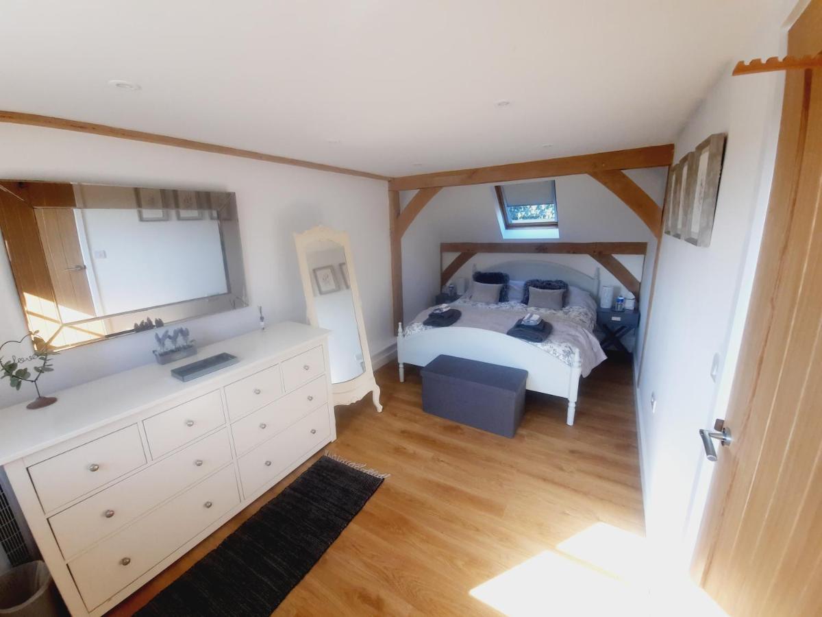 The Clock House Apartment Canterbury Ngoại thất bức ảnh