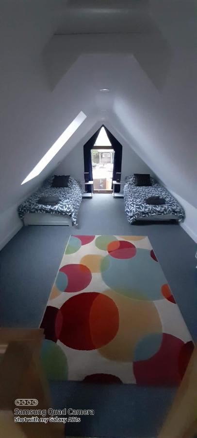 The Clock House Apartment Canterbury Ngoại thất bức ảnh